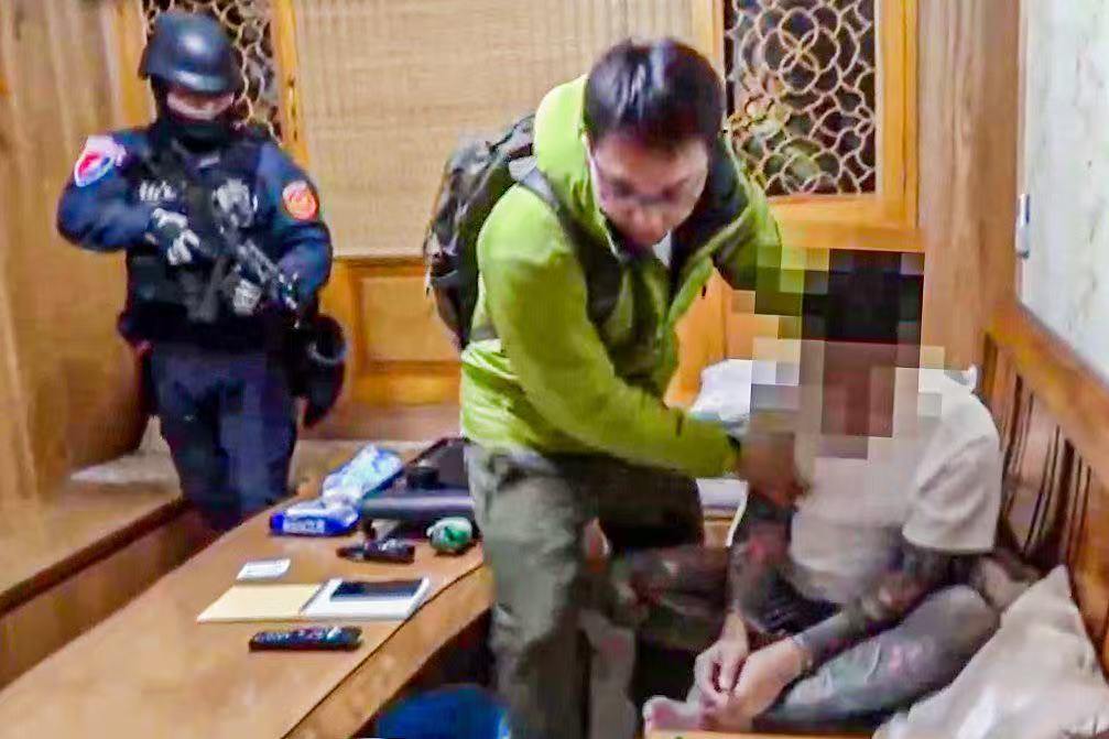 差点被卖到柬埔寨“当猪仔”！男子欠下巨债，登机前求助获救-百家乐打法-百家乐规则-百家乐论坛